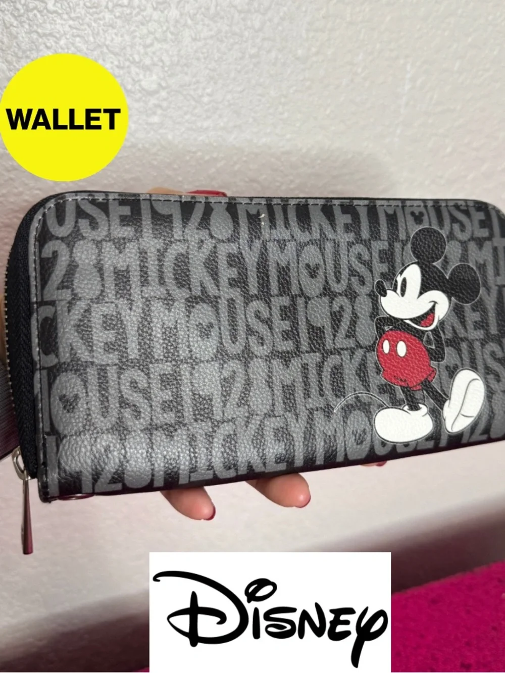 2/for $20 🪩 DISNEY’S MICKEY MOUSE Rectangular Wallet - 4 x 8” inches - Like New